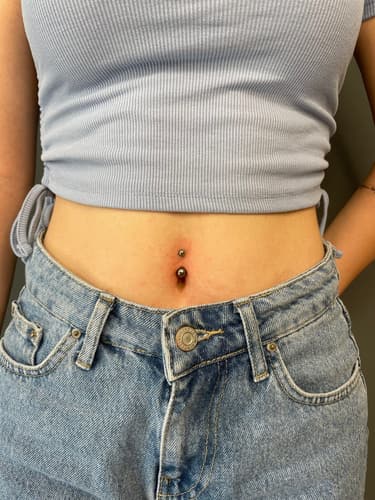 Belly — Black Ink Art