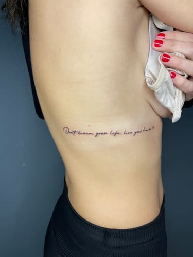Yazı Dövmesi — Black Ink Art