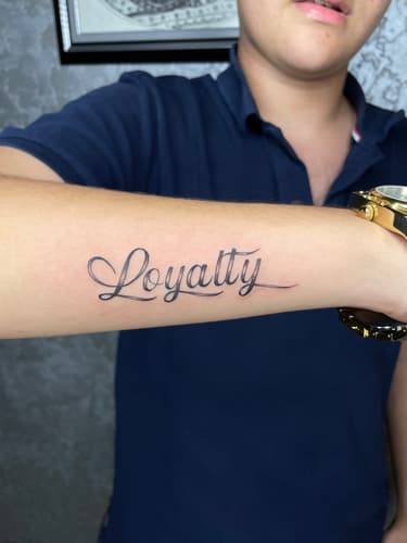 Yazı Dövmesi — Black Ink Art